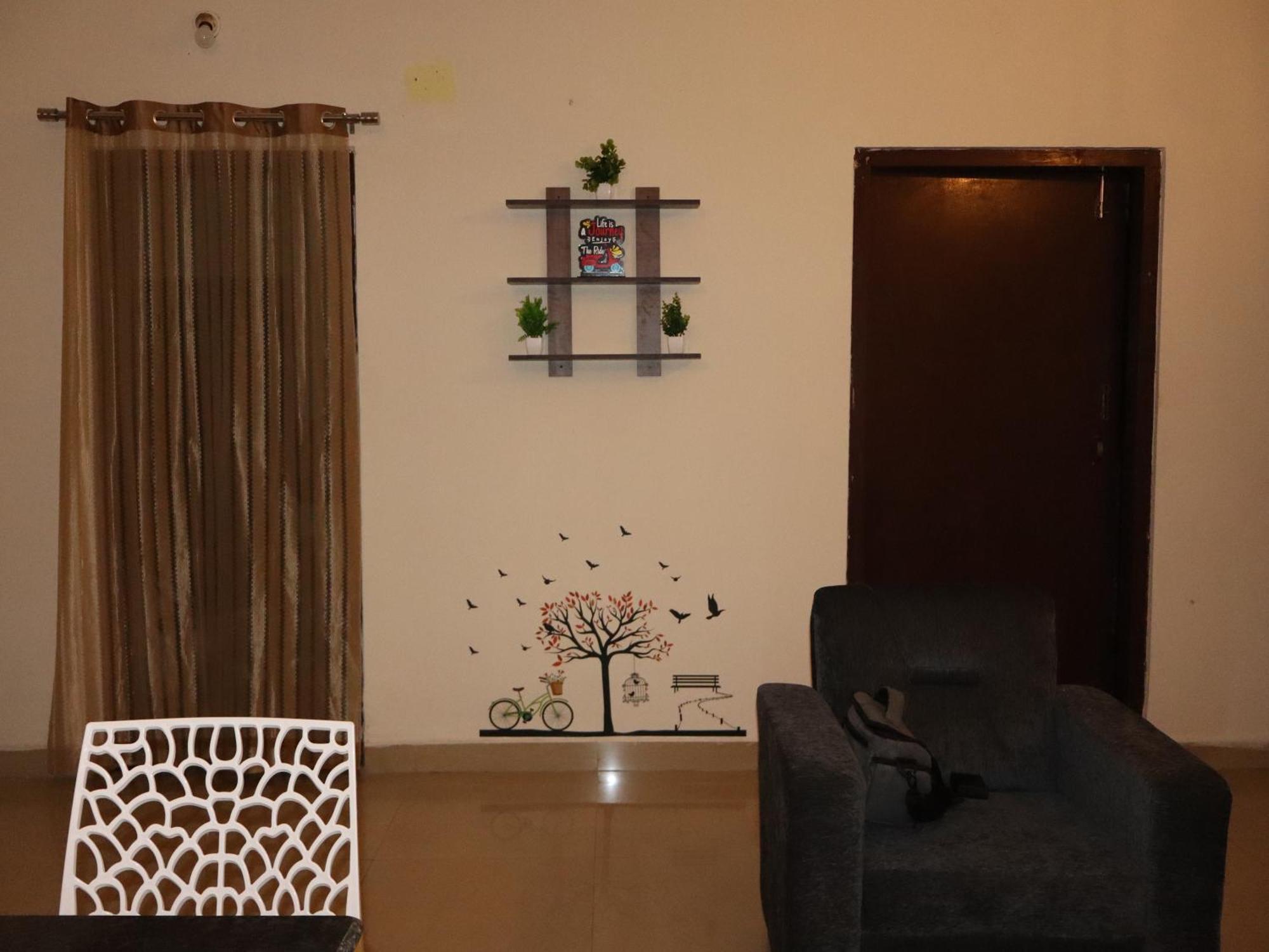 Nomad'S Nest Backpackers Hostel Γουβαχάτι Εξωτερικό φωτογραφία
