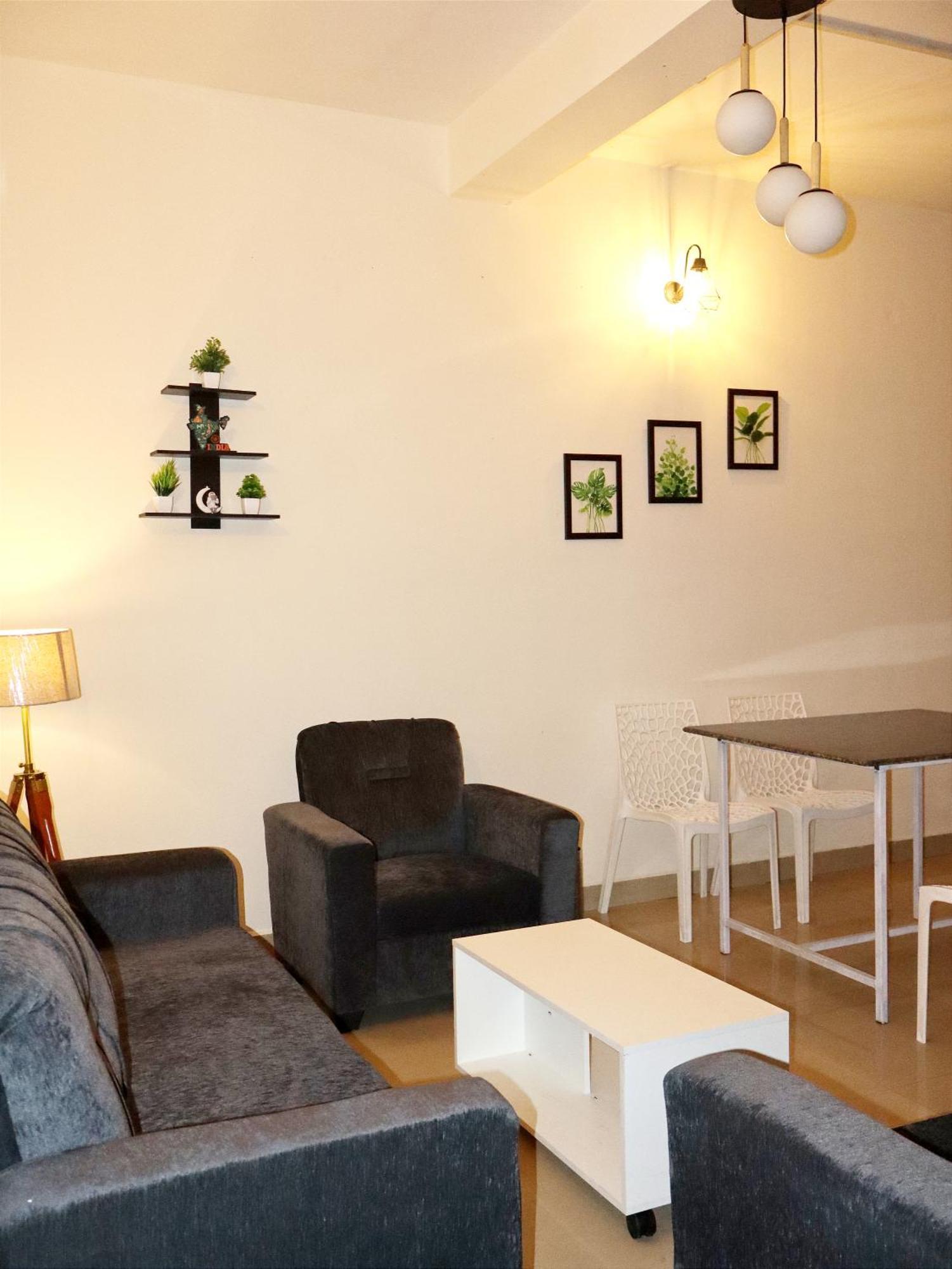 Nomad'S Nest Backpackers Hostel Γουβαχάτι Εξωτερικό φωτογραφία