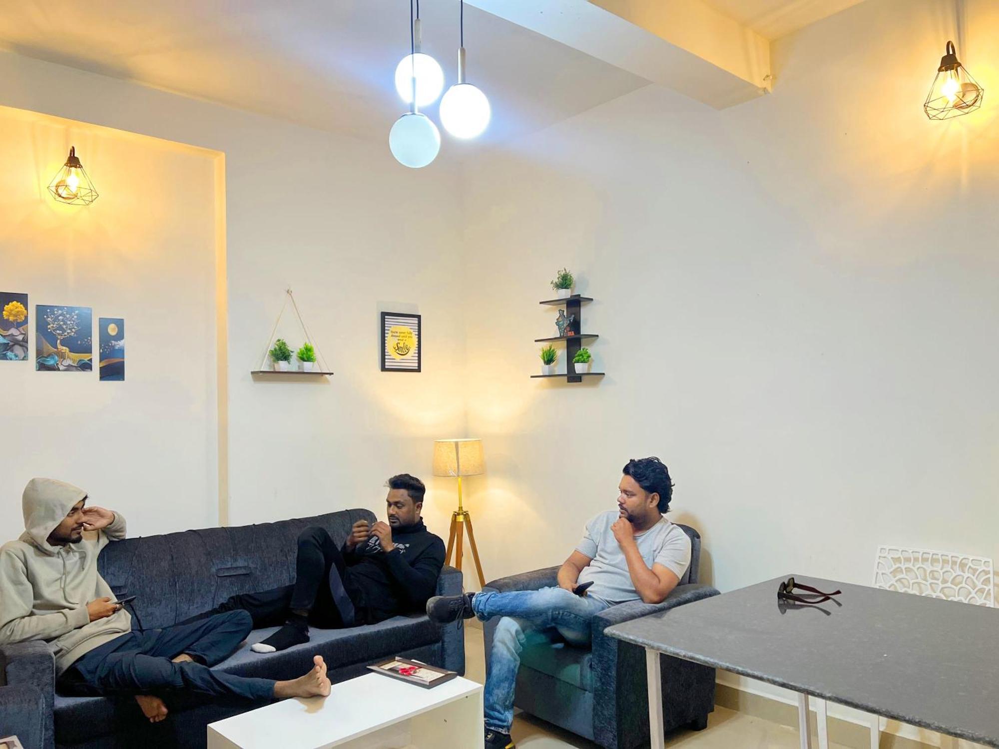 Nomad'S Nest Backpackers Hostel Γουβαχάτι Εξωτερικό φωτογραφία
